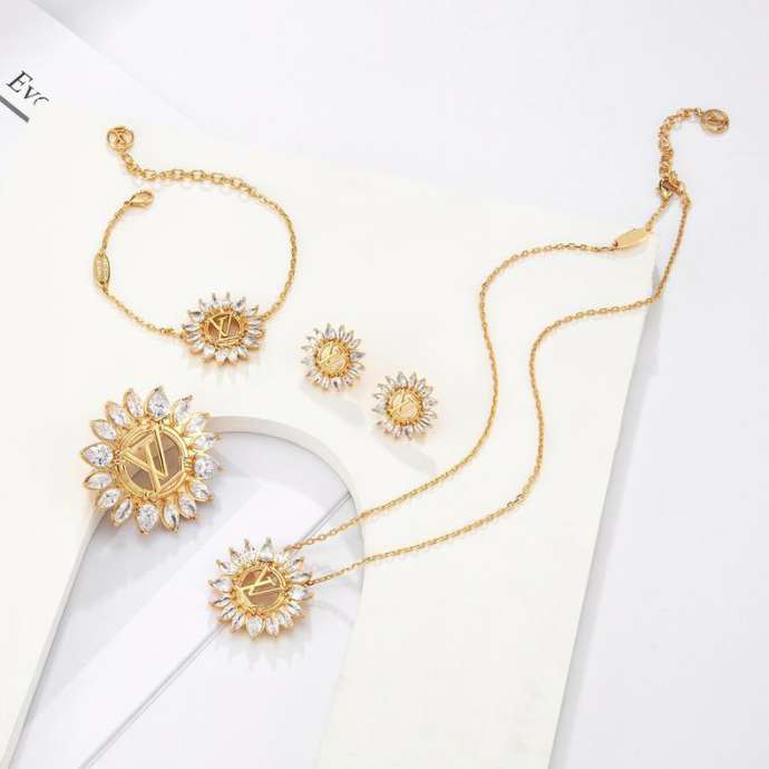 Picture of LV Sets _SKULVsuits10128813028